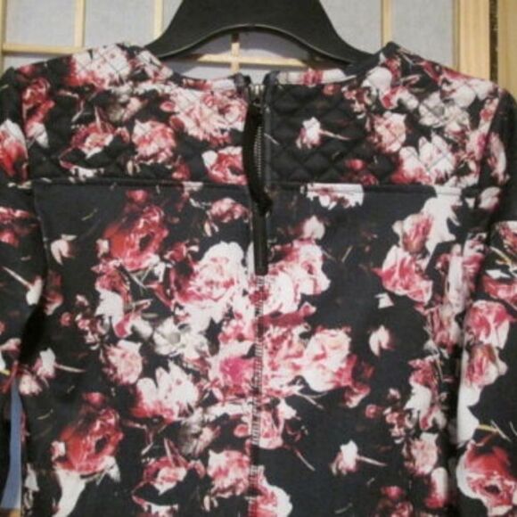 NWT H&M Floral Stretch Zip Closure Bodycon  Dress - Picture 2 of 7